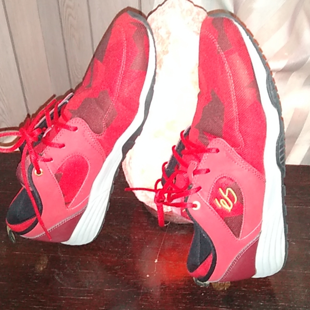 ES Accelite skate shoes men's size 10